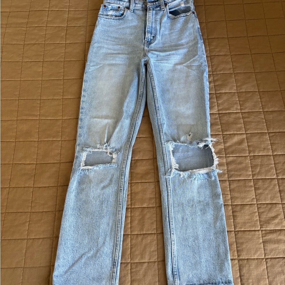 Abercrombie & Fitch Straight ultra high rise Jeans size 25 (0S)